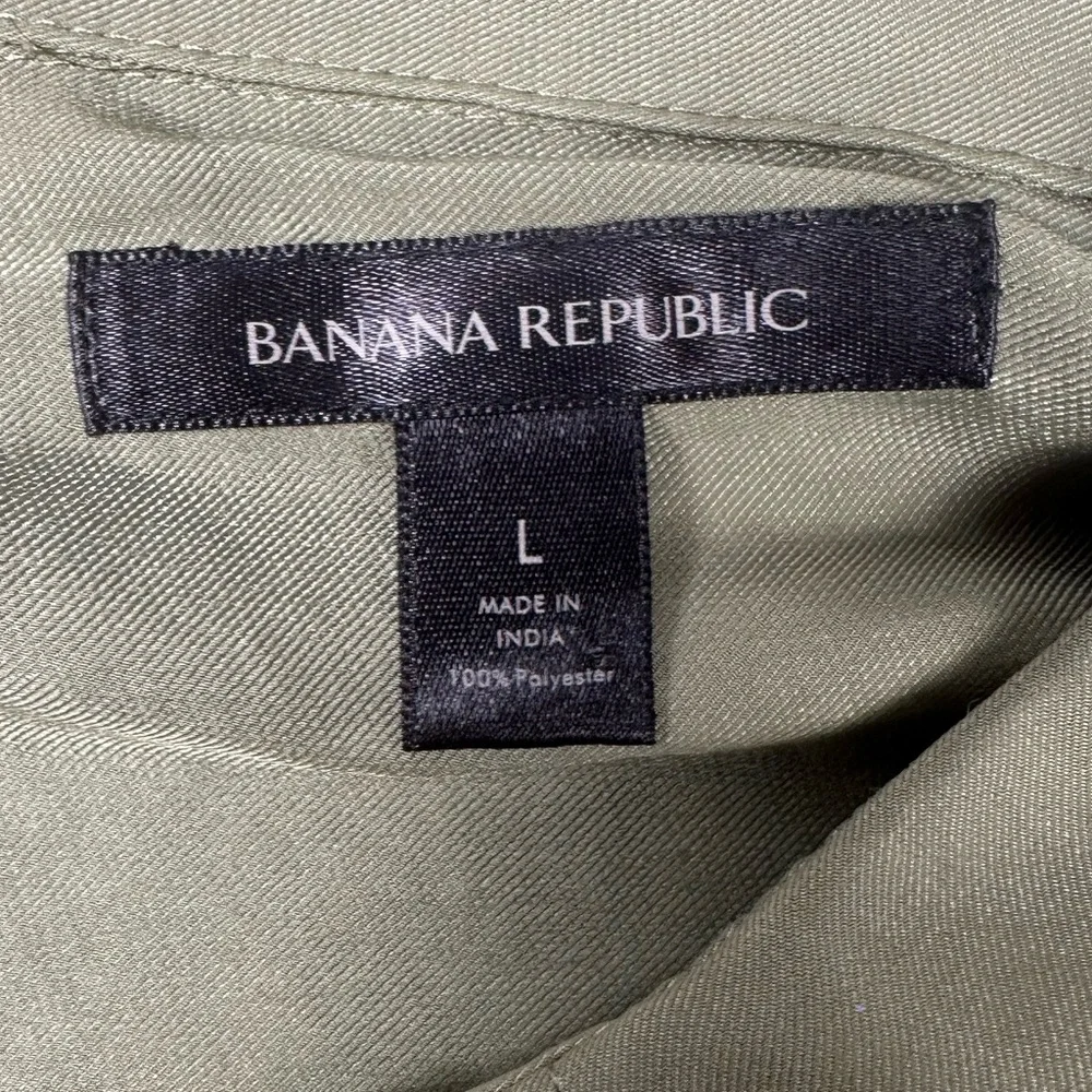 Banana Republic Olive Green Dillon Long Sleeve Button-Up Shirt – Size L